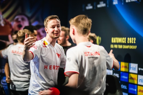 IEM卡托维兹六强队伍确定，FaZe首轮对战Gambit