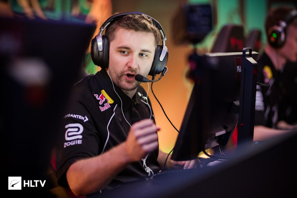 HooXi 替补 Astralis
