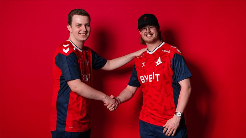 Astralis officially announces lineup changes: Staehr and b0RUP join.