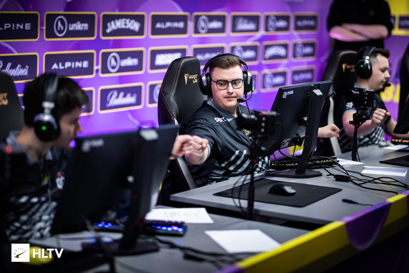 niko ends his substitute career at OG and announces he is looking for a new team